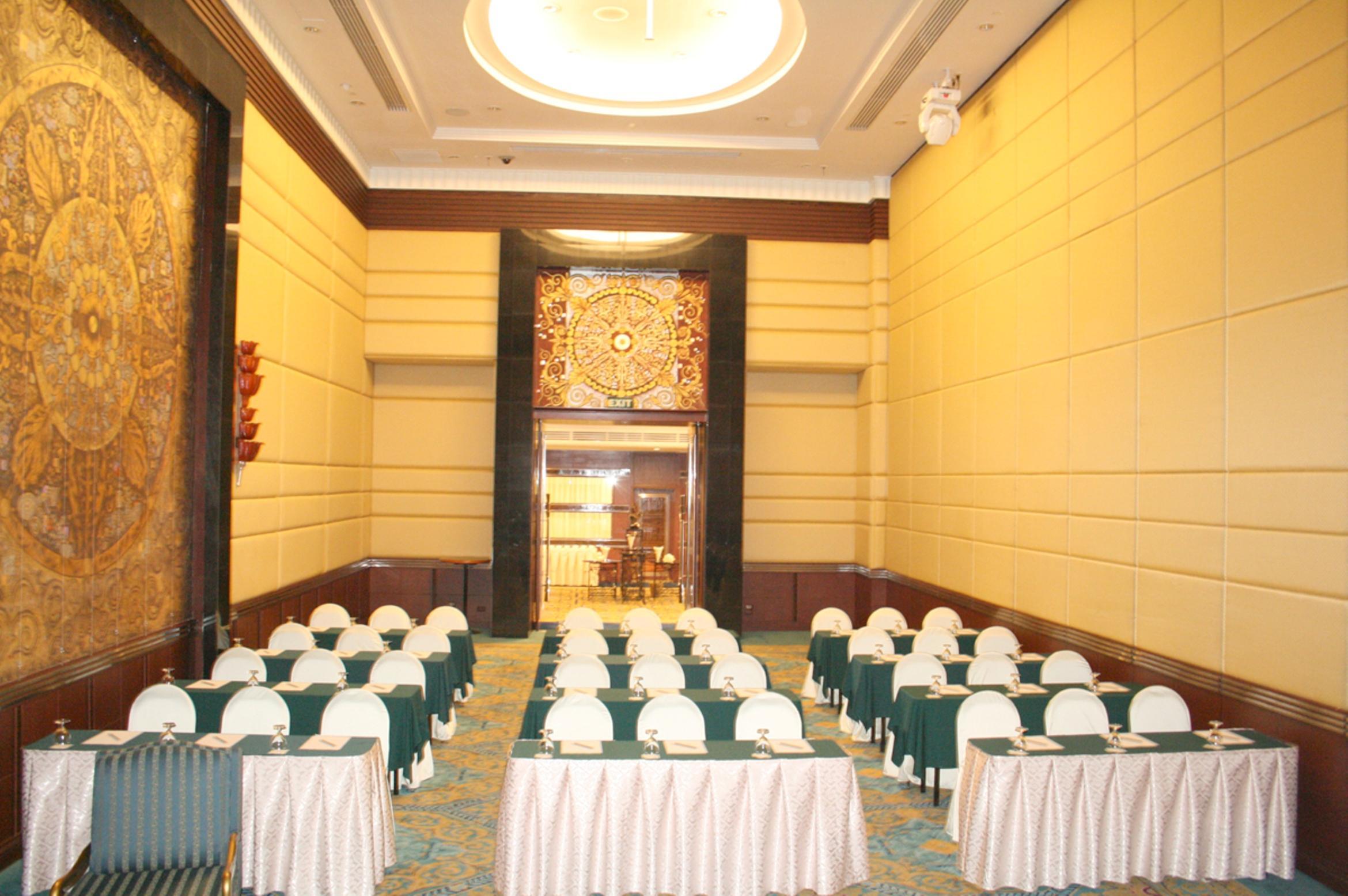 Golden Tulip Sovereign Hotel Bangkok Luaran gambar