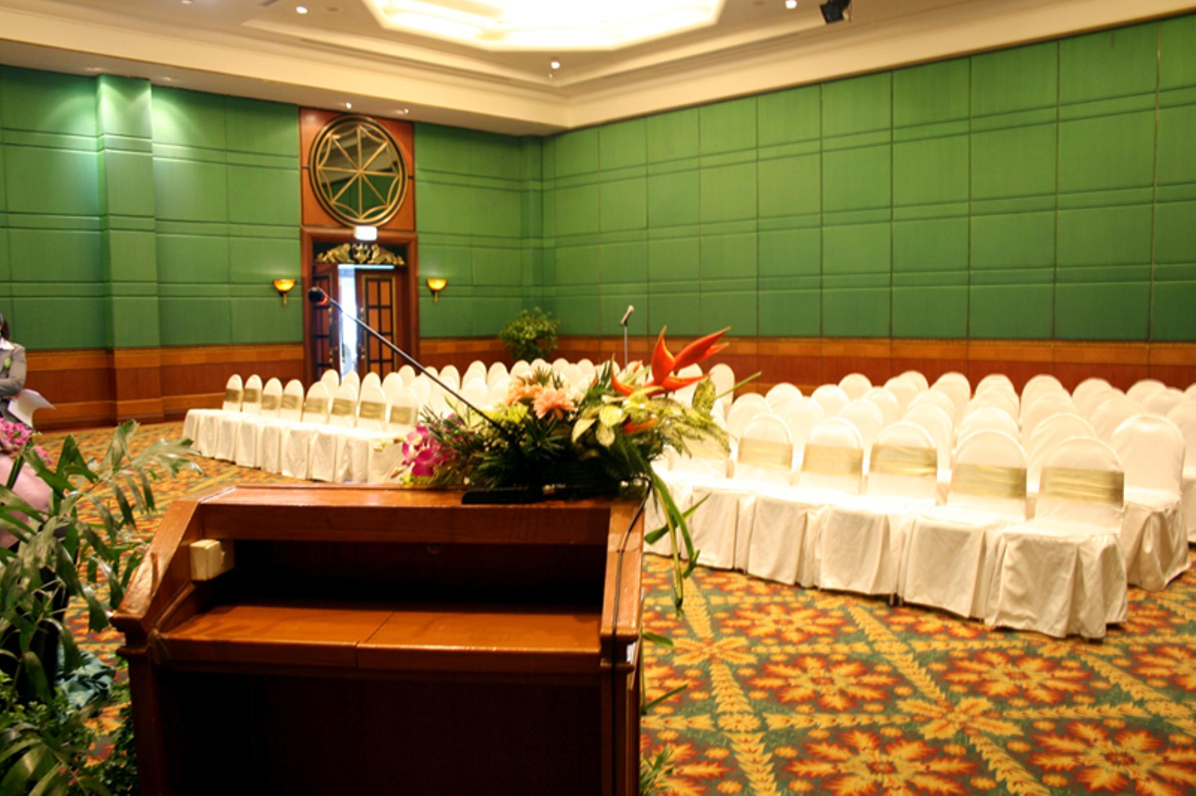 Golden Tulip Sovereign Hotel Bangkok Luaran gambar
