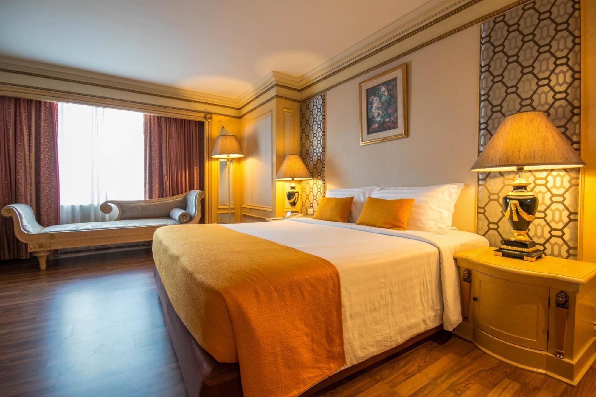 Golden Tulip Sovereign Hotel Bangkok Luaran gambar