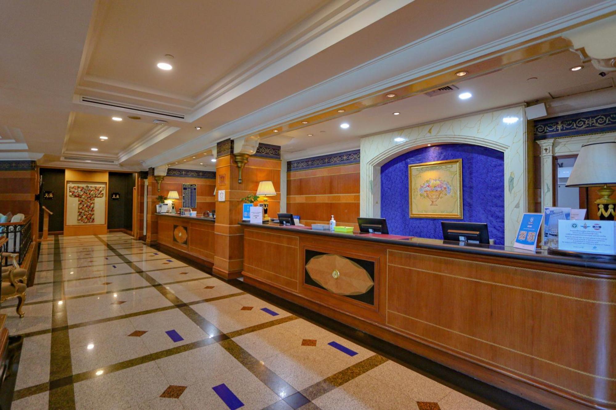 Golden Tulip Sovereign Hotel Bangkok Luaran gambar
